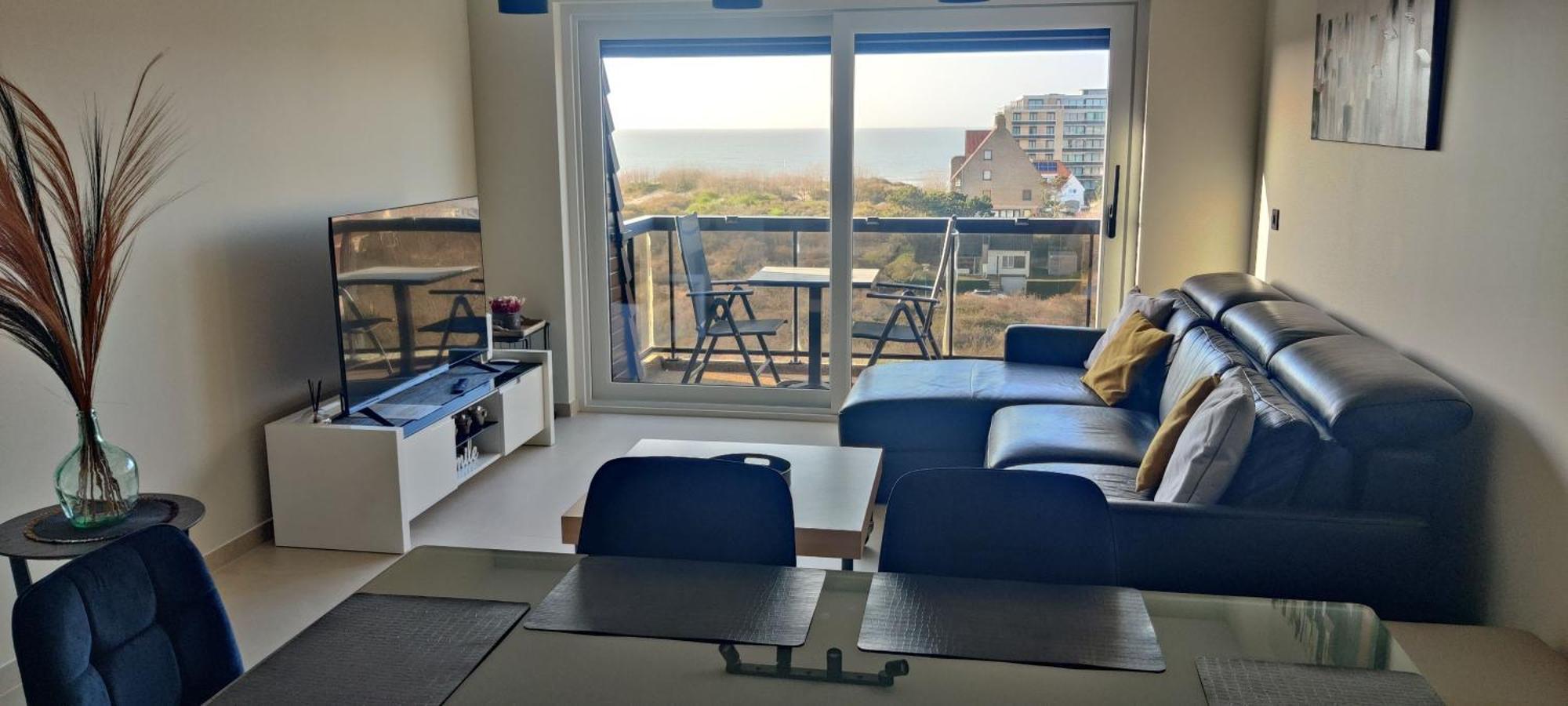 Recent Vernieuwd Appartement Met Zeezicht En Een Gratis Parkeerplaats Koksijde Exterior photo